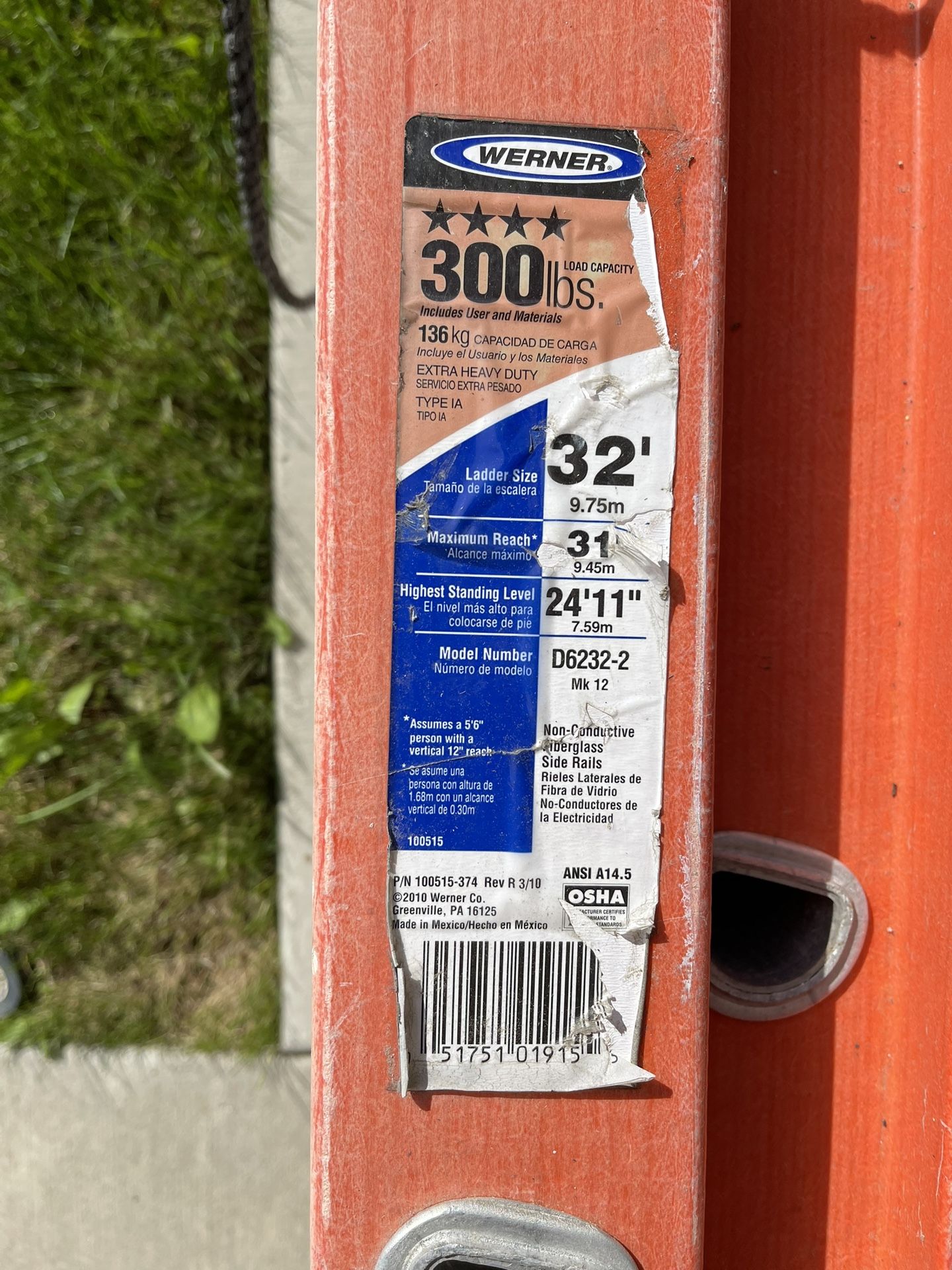 Extension Ladder - Werner 32 Foot. Works Fine