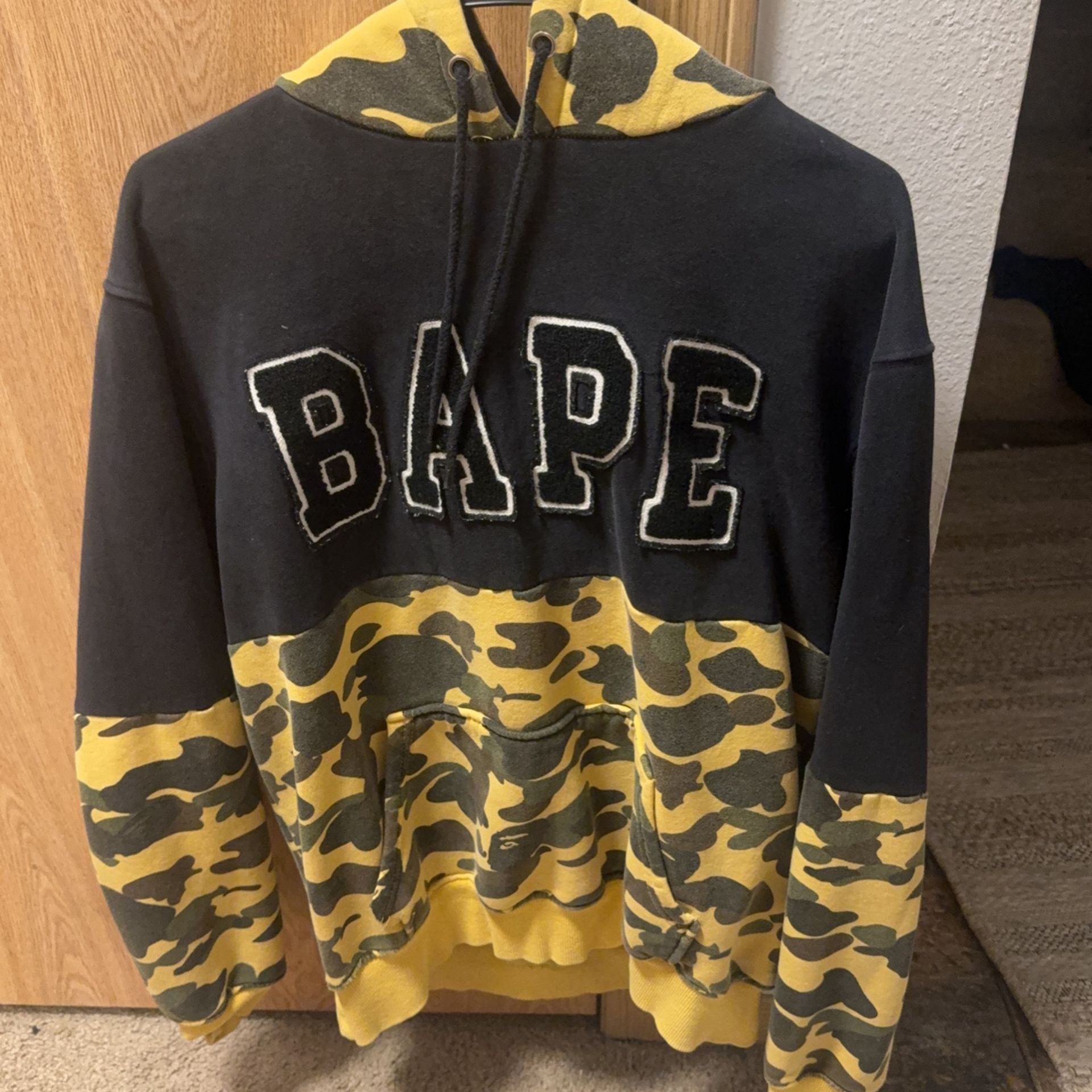 BAPE hoodie, Yellow Camo w/logo
