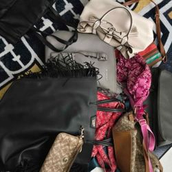 Multiple Purses As A Lot