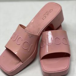 Womens Wedge Gucci Heel Sandals Size 9 Pink