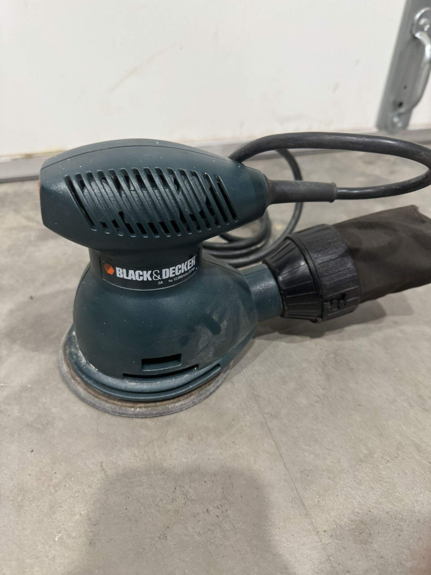 Orbital Electric Sander. 35ave & Glendale