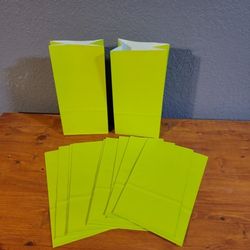 6 Hallmark Gift Bags Party Bags Lime Green Color