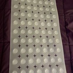 Bathtub Mats. Boxelder Dr 92563