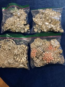 Pearl and rhinestone jewelry