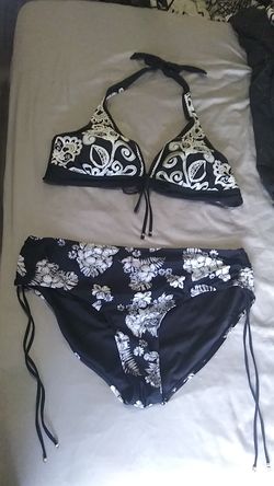 Bathing suit