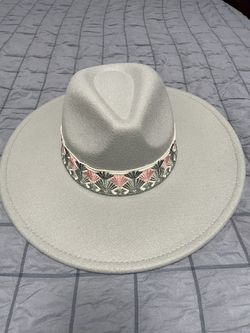 Ladies hat