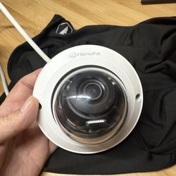 Hanwha Wisenet QNV-C8011R – Brand New (Never Used) Security Camera