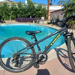 Mountain Bike 🚵‍♂️ TREK PRECALIBER Mountain Bike Aluminum 