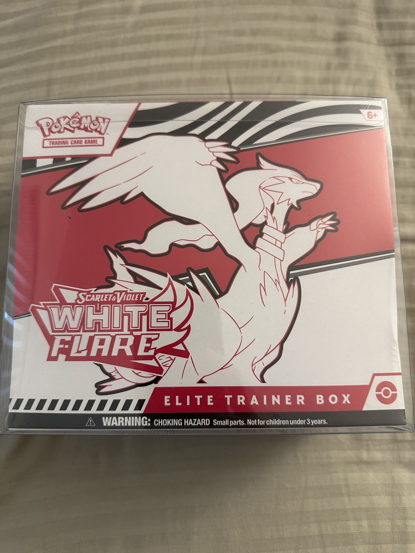 Pokemon TCG - Scarlet & Violet White Flare Elite Trainer Box
