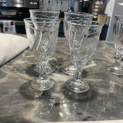 Nortake Sweet Swirl Wine Glasses