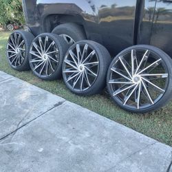 22" Rim & Tires