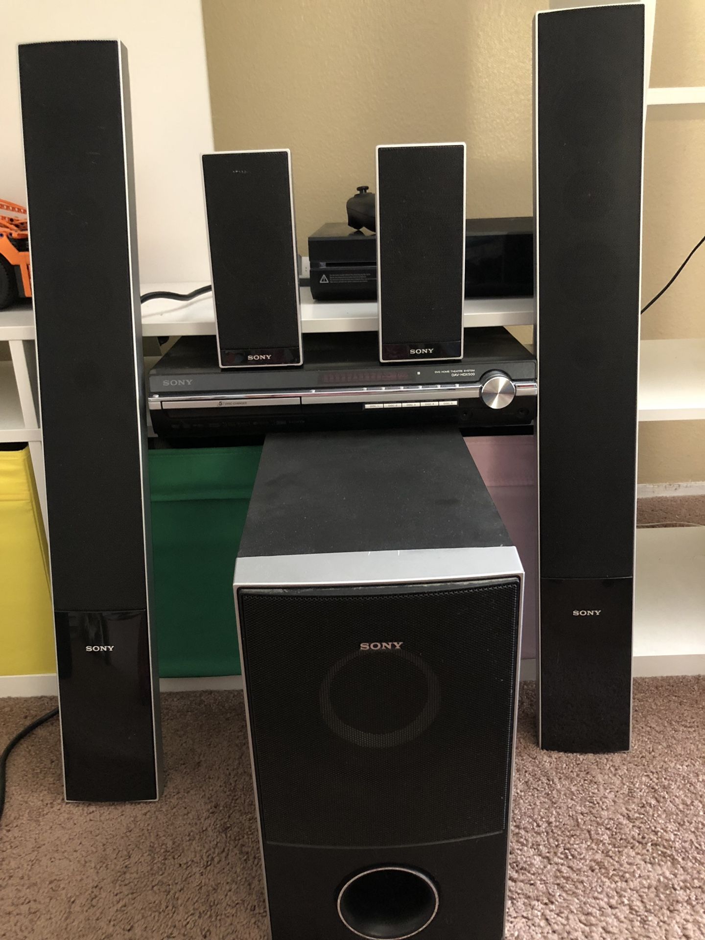 Sony BRAVIA DAV-HDX 500 HOME THEATER SYSTEM!