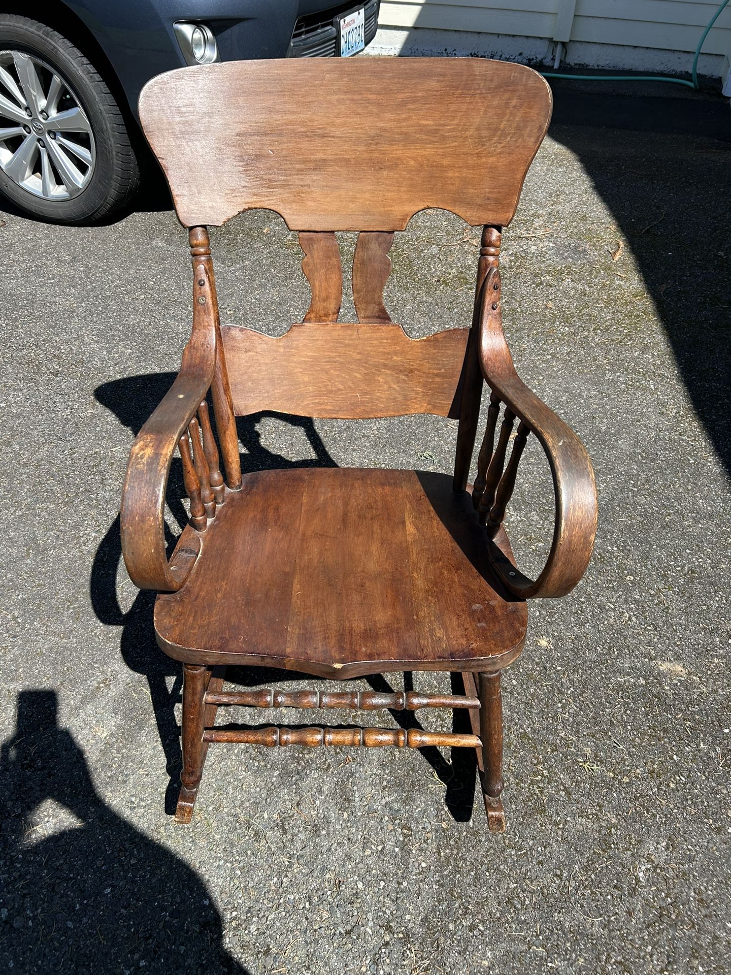 Antique rocking Chair