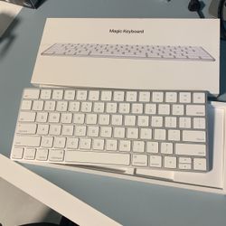 Magic Keyboard 