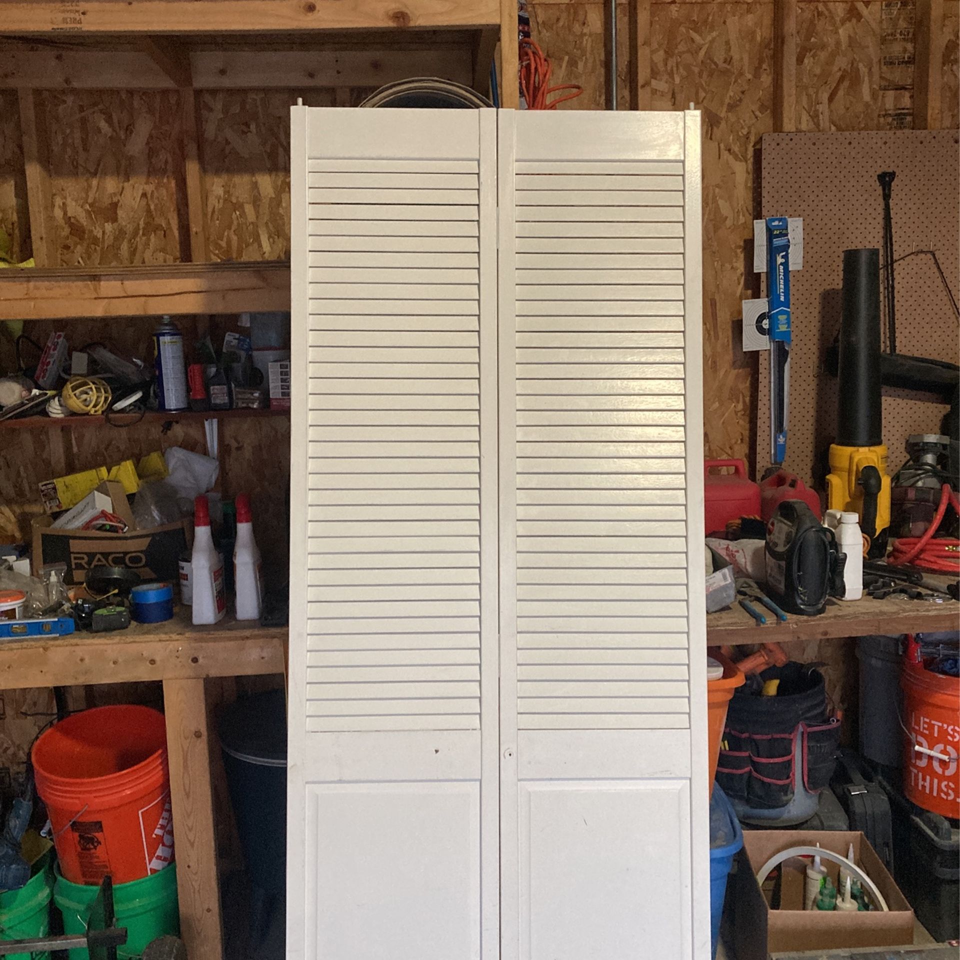 Bi Fold Ribbed/louvre Door 