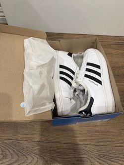 Adidas Superstar II white sneakers with black stripes, size US 7 women #adidas #sneakers #superstar #classic