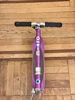 Micro Sprite Kick Scooter – Purple