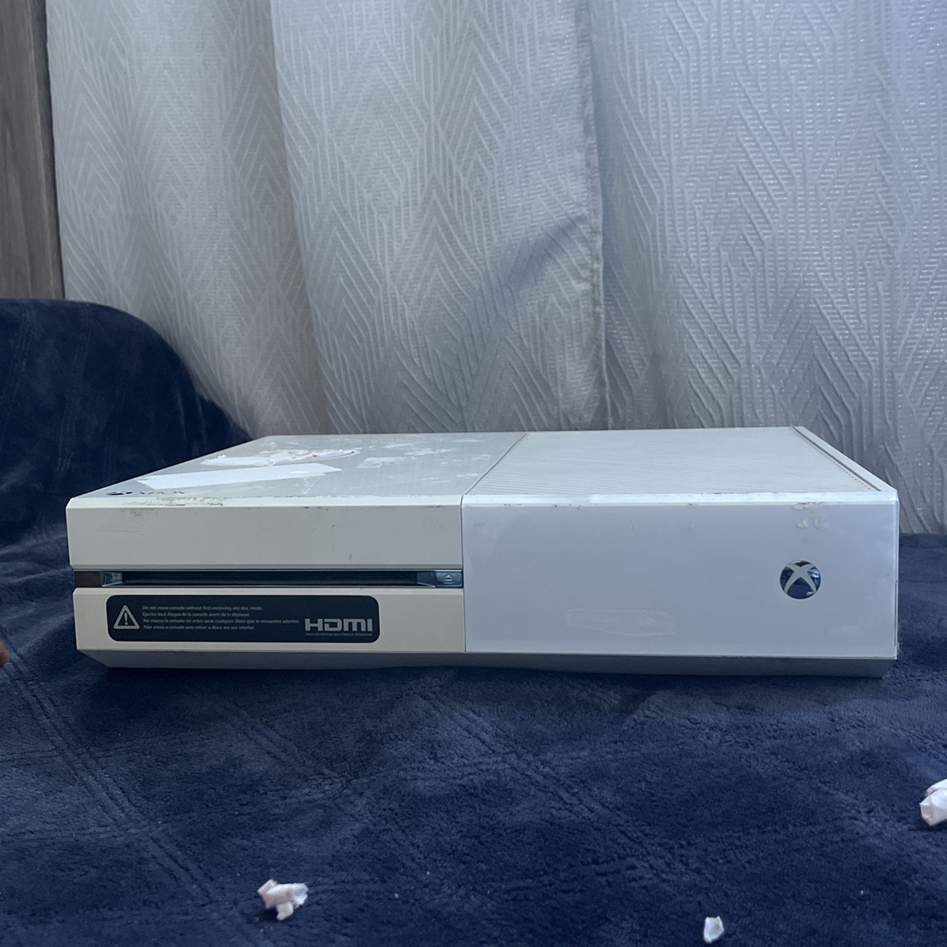 xbox one with controller with box