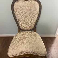Vintage Large Sitting Chair 