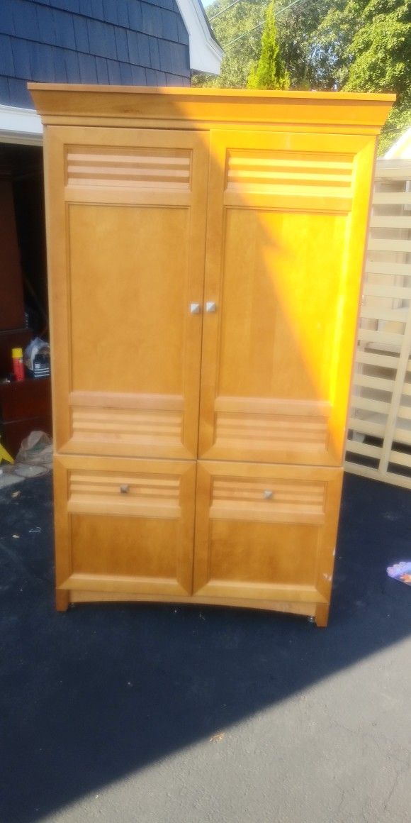 Armoire Cabinet Tv Stand