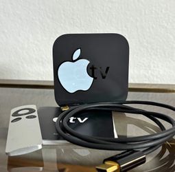 Apple TV 3rd Gen A1469 HD Streaming Box with Remote & HDMI Cable
