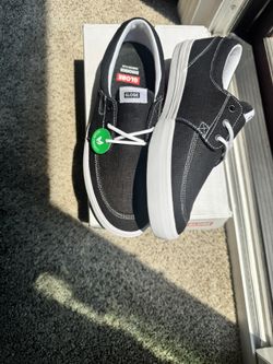 Globe men’s 7 Attic Skate Shoe
