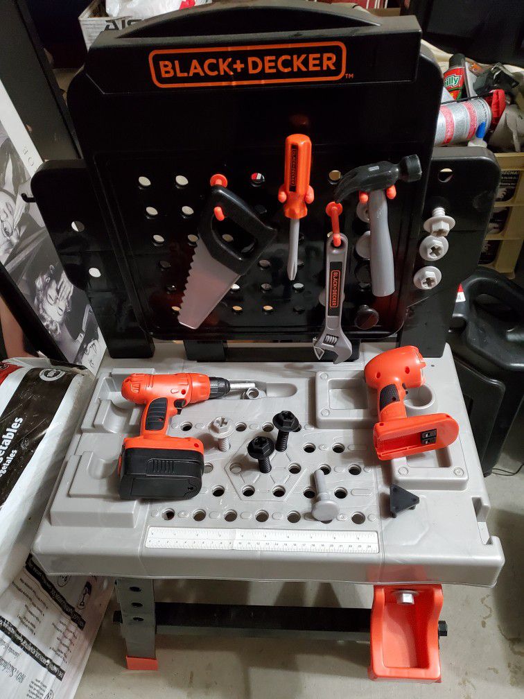 Black & decker Ready To Build Tool Bench for Sale in Santa Fe Springs, CA -  OfferUp