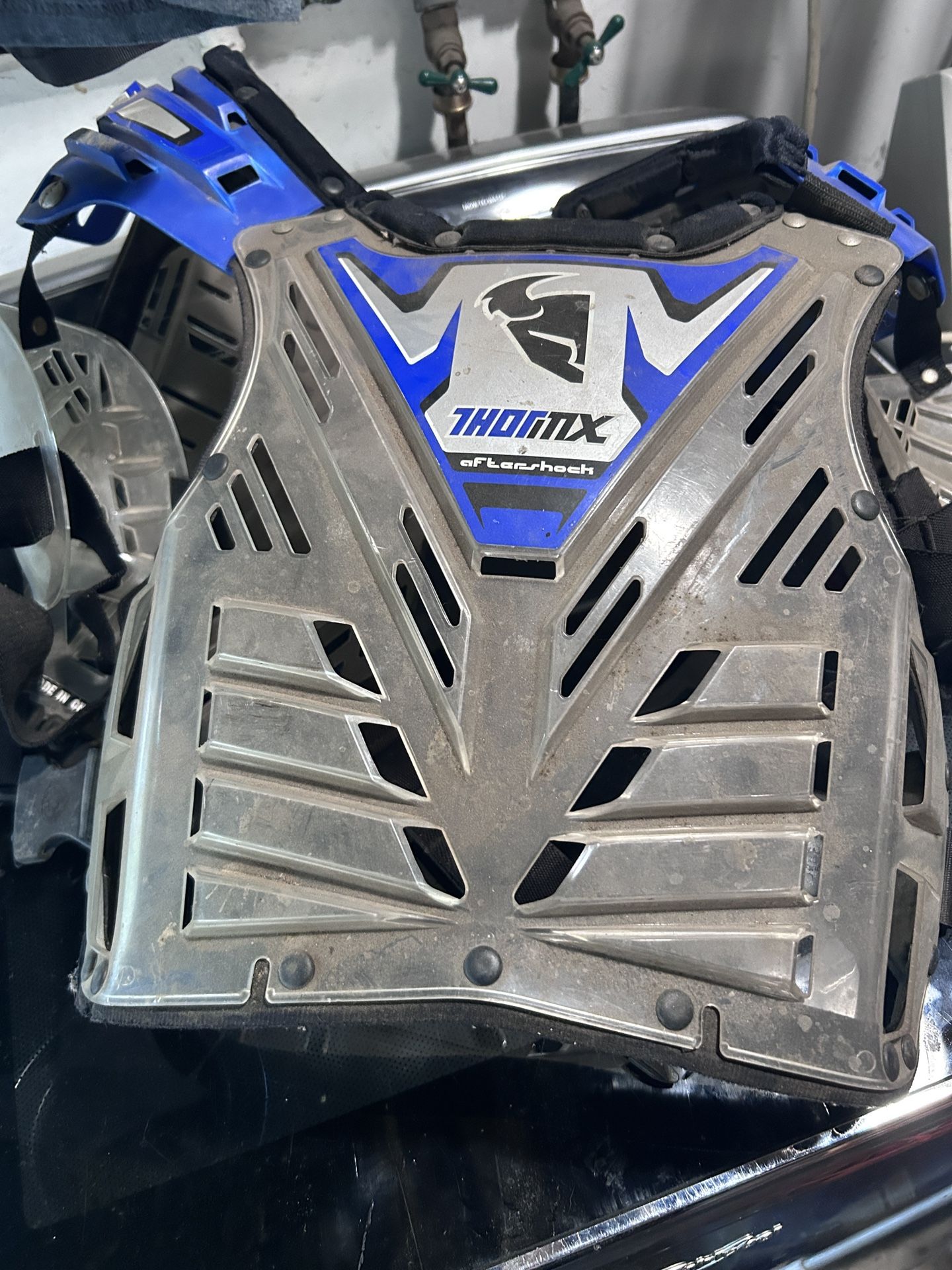 Thor Aftershock Chest Protector adult No DamageFREE