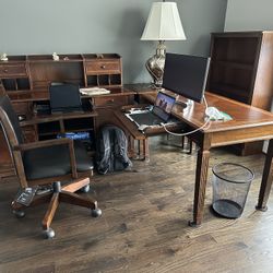 Home Office Study Room Desk Chair Bookshelves 