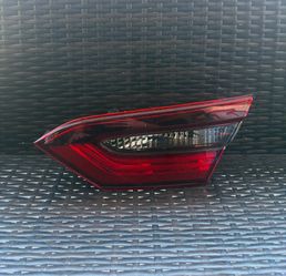 2018 2019 2020 2021 2022 2023 2024 Toyota Camry Right Passenger Inner Tail Light OEM