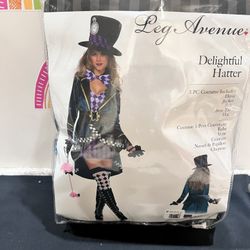 HALLOWEEN COSTUME - DELIGHTFUL HATTER - NEW  IN OPEN PKG- SIZE LARGE