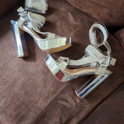 Liliana Size 7 Heels 