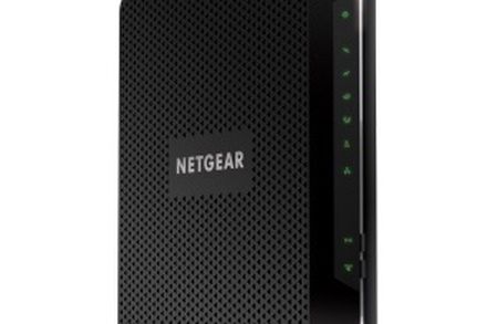 High-end super-fast NETGEAR C7000 WIFI router - bought for $270; like new.