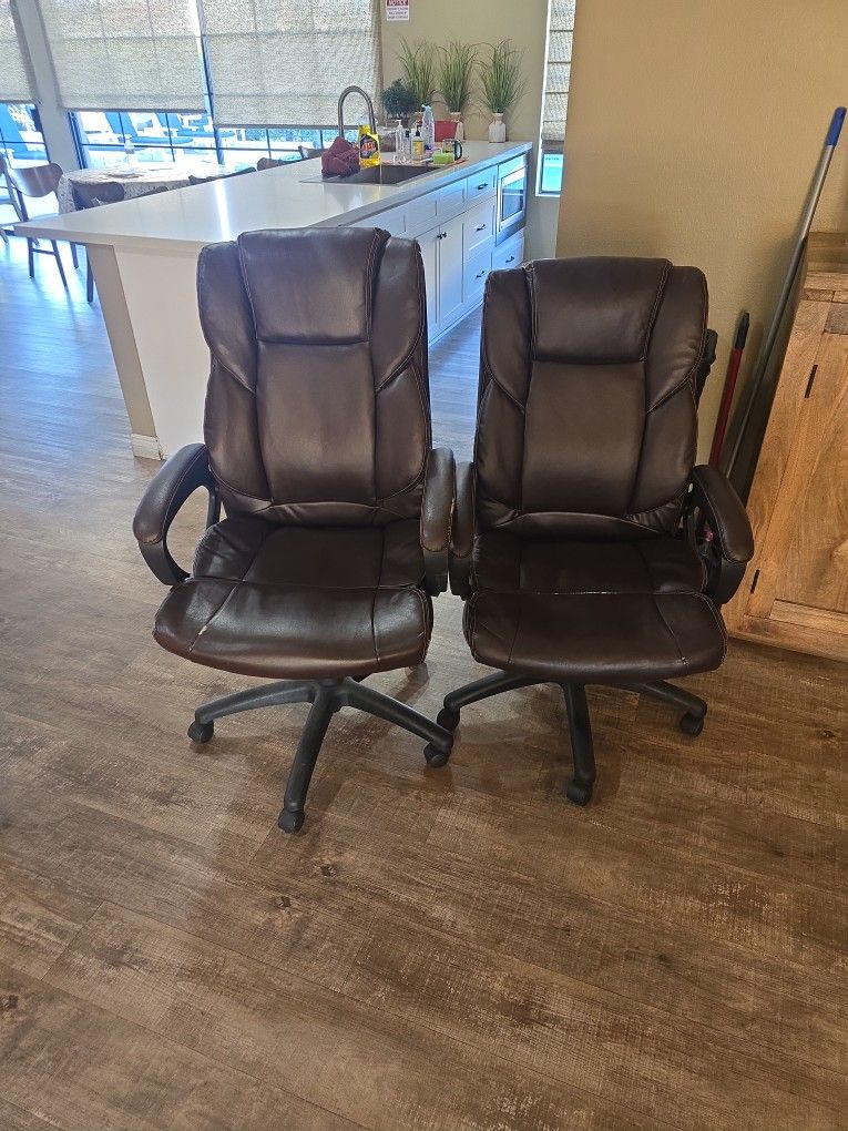 2 Office Chairs