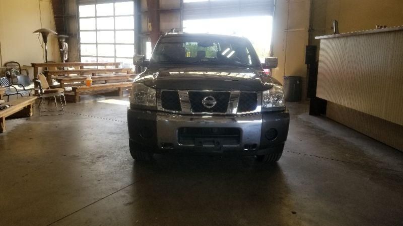 2005 Nissan Armada