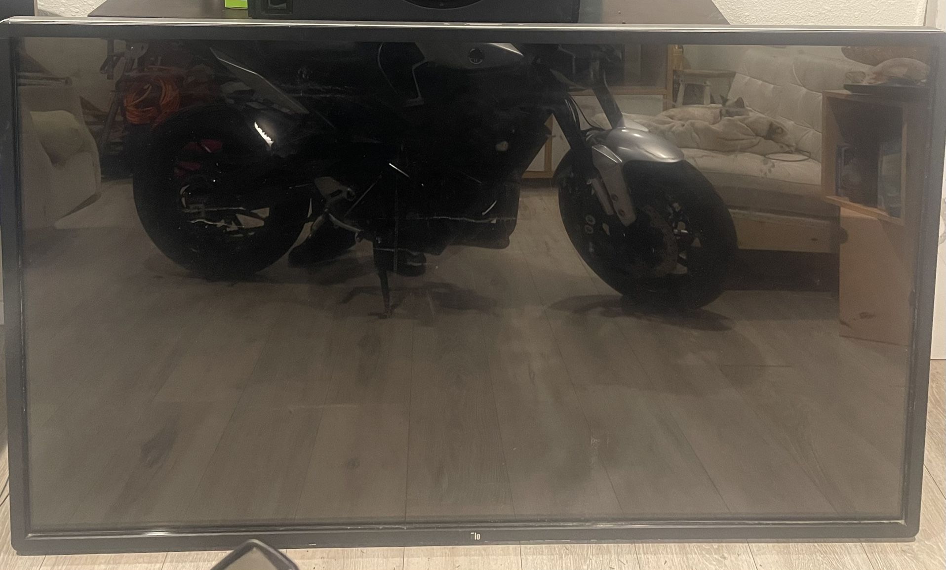 ELO Touch 71001LT 70inch Display