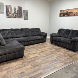 (Free Delivery!!) Sectional & Loveseat Set