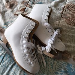 Ice Skates Size, US 4