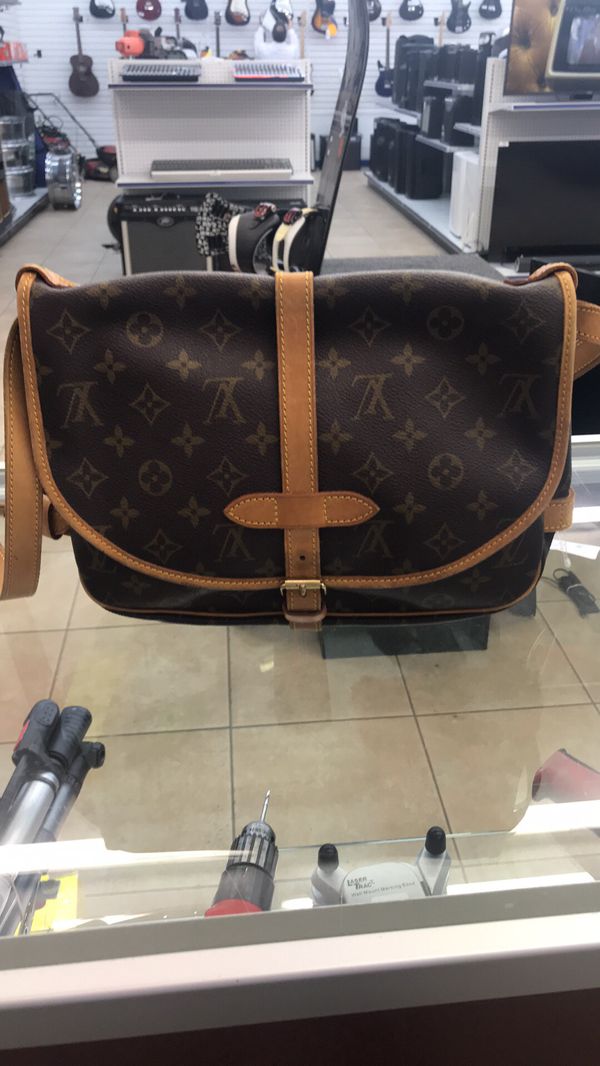 Louis Vuitton Saumur 30 for Sale in Charlotte, NC - OfferUp