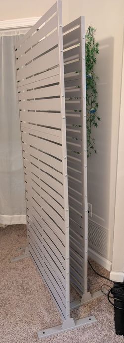 2 Metal Privacy Screens. Assembled brand new.
