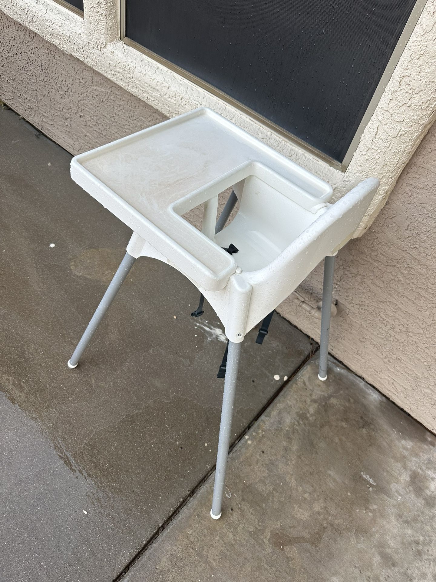 Foldable baby high chair