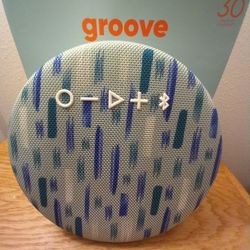 *groove* Round Bluetooth Speaker