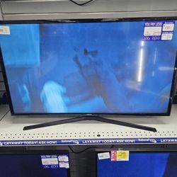 Samsung 40" Smart TV With Remote. ASK FOR RYAN. #4(contact info removed)006-01