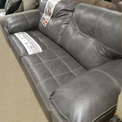 Premium Ultra Comfy Luxurious Leather Couch And Loveseat 