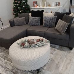 Sectional Couch / Chaise 