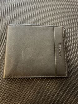 Le Tanneur Mens Black Wallet