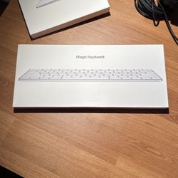 New Apple Magic Keyboard [Model A2450]