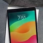 NEW APPLE IPAD 6 6TH GEN 128gb CELLULAR + WiFi + KEYBOARD CASE