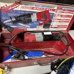 Milwaukee Super Sawzall