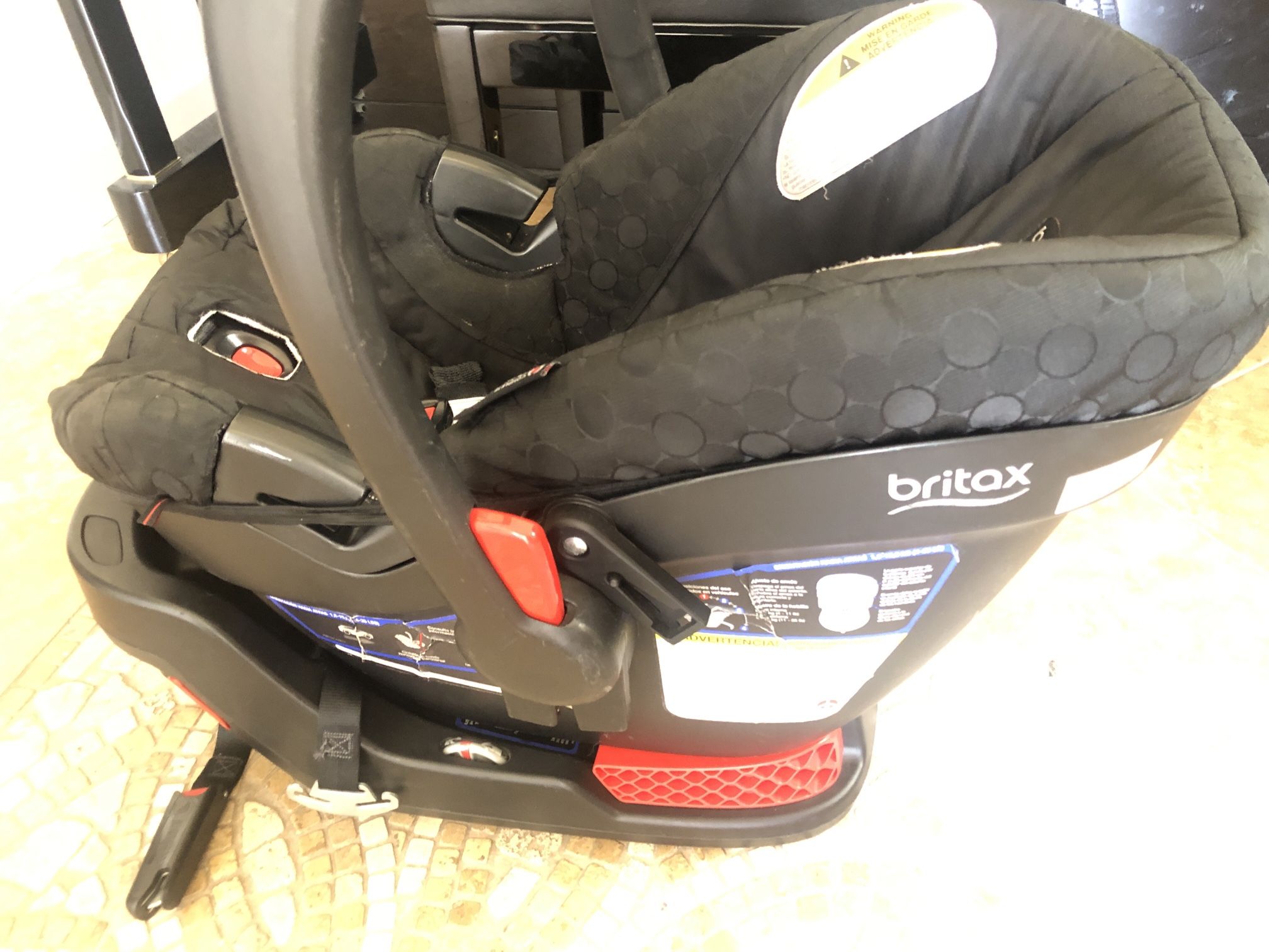 Britax B Safe Car Seat And Base